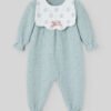 Pelele de punto con babero niña – Semilla – RECIÉN NACIDOS