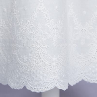 Jesusito batista bordado guipur con capota – BAUTIZO