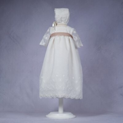 Batón organza natura con capota